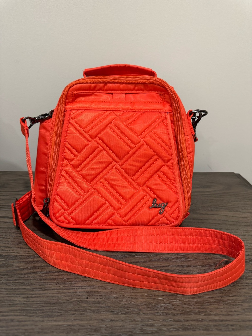 Lug Flapper SE Convertible Crossbody Bag in Papaya (NWOT)